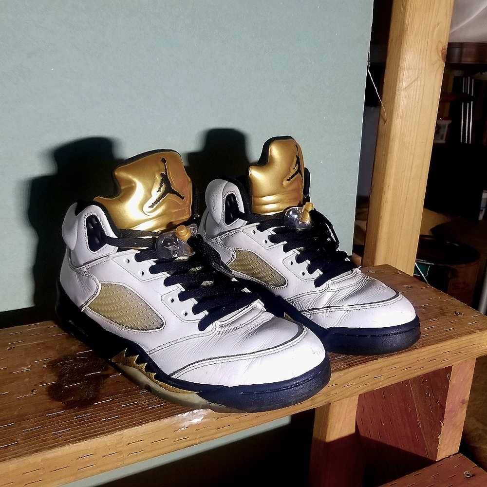 Jordan 5 size 9.5